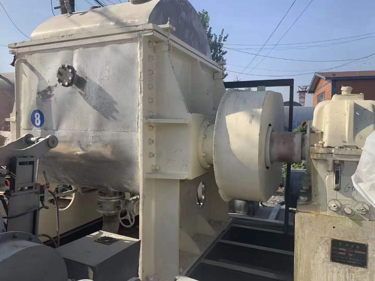 轉(zhuǎn)讓二手真空捏合機(jī) 一臺2000L下出料液壓開蓋捏合機(jī)
