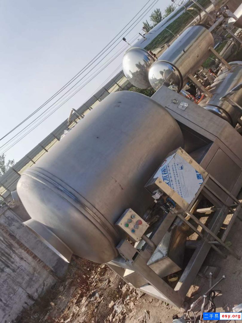 出售二手滾揉機 一臺2500L真空滾揉機