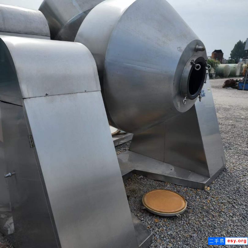 轉(zhuǎn)讓二手雙錐干燥機 兩臺1000L搪瓷雙錐干燥機