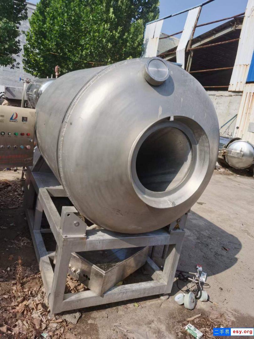 出售二手滾揉機 一臺2500L真空滾揉機
