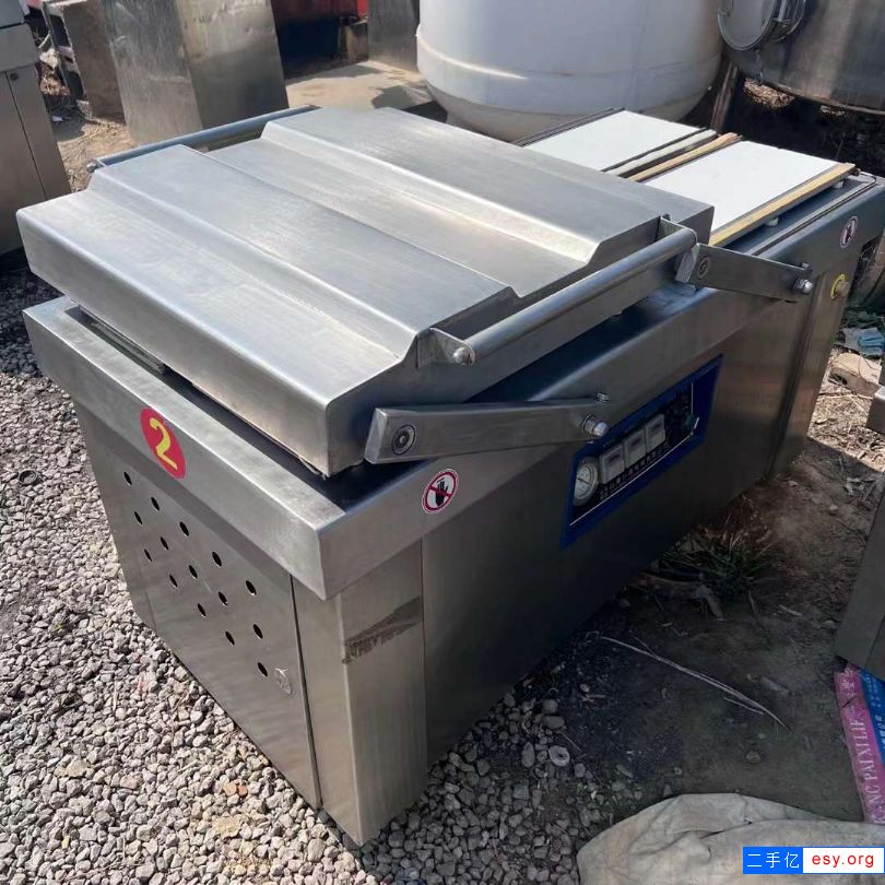 轉(zhuǎn)讓二手小康包裝機(jī) 3臺(tái)700型四室真空包裝機(jī)