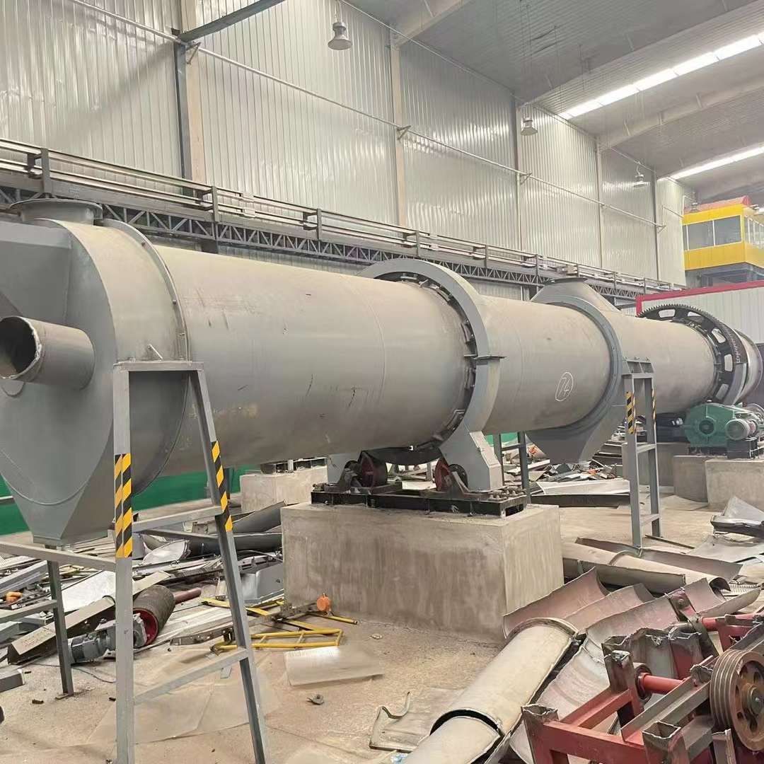 轉(zhuǎn)讓二手單筒烘干機 兩套1.5米X14米重型滾筒烘干機