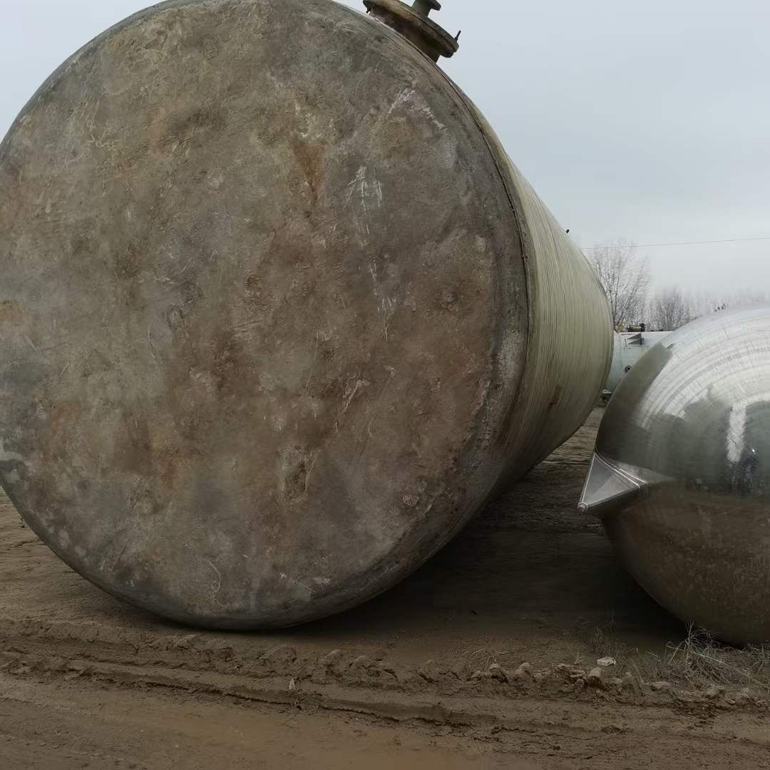 轉(zhuǎn)讓二手鹽酸儲罐 四臺100立方立式玻璃鋼罐