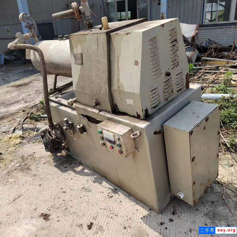 轉(zhuǎn)讓二手砂磨機(jī) 兩臺(tái)50L臥式砂磨機(jī)