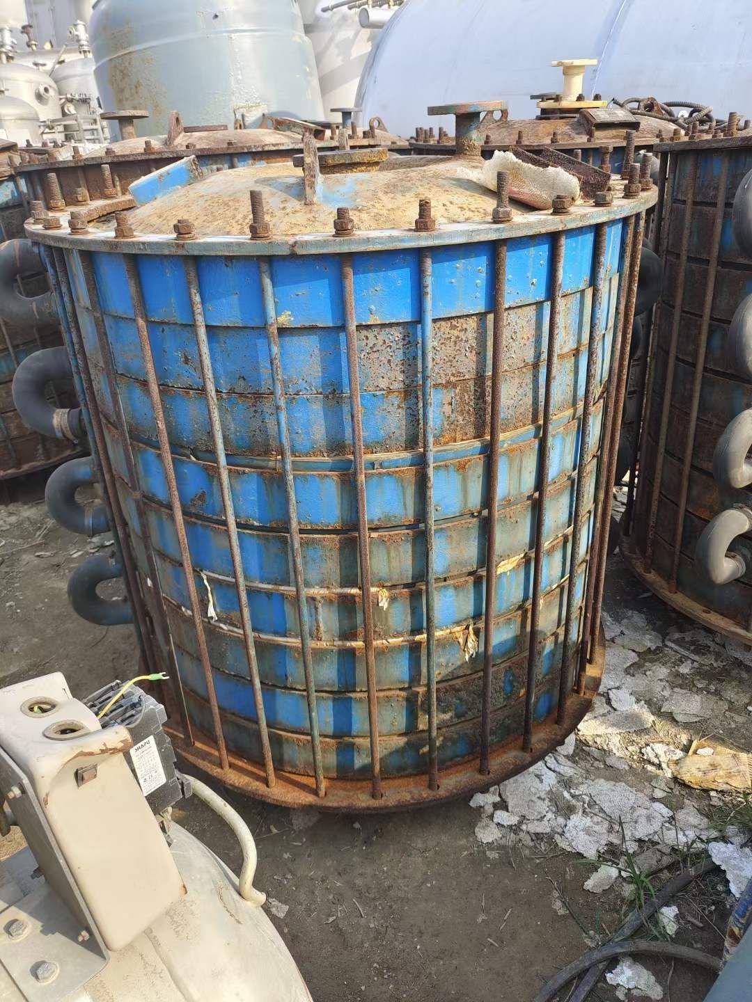 轉(zhuǎn)讓二手搪瓷冷凝器 6臺15平方搪瓷片式冷凝器