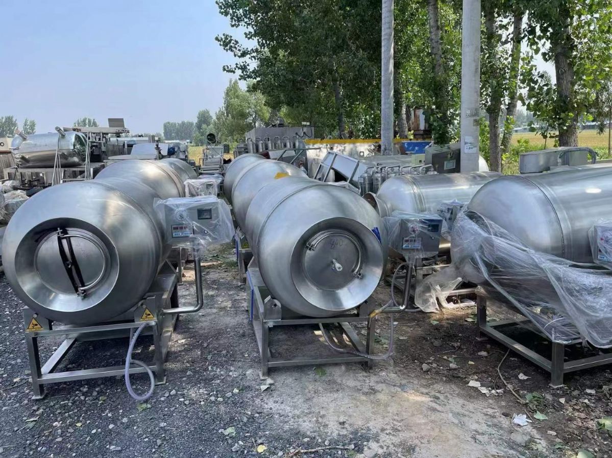 轉(zhuǎn)讓二手真空滾揉機(jī) 800L-1300L真空變頻滾揉機(jī)