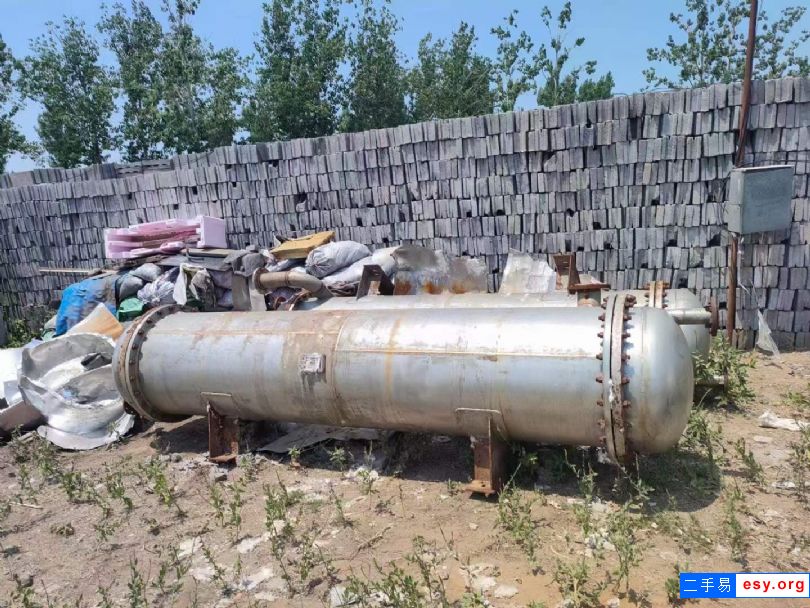 轉讓二手列管冷凝器 兩臺350平方鈦材冷凝器