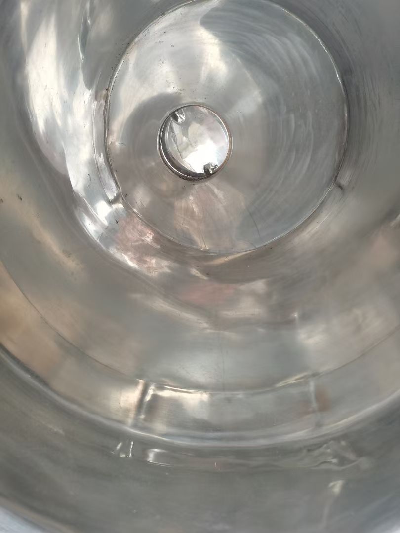 轉(zhuǎn)讓二手三維混合機(jī) 一臺(tái)容積200升浙江江南產(chǎn)三維運(yùn)動(dòng)混合機(jī)