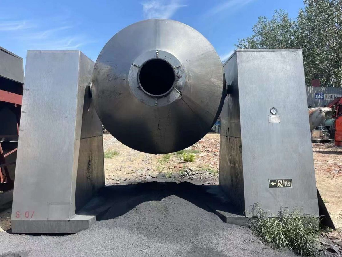 轉讓二手雙錐干燥機 兩臺容積5000L內襯哈拉雙錐干燥機