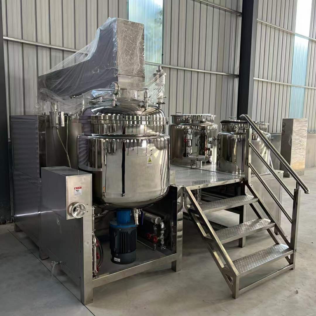 轉(zhuǎn)讓二手真空乳化機 一臺容積300L上海新浪產(chǎn)真空均質(zhì)乳化機