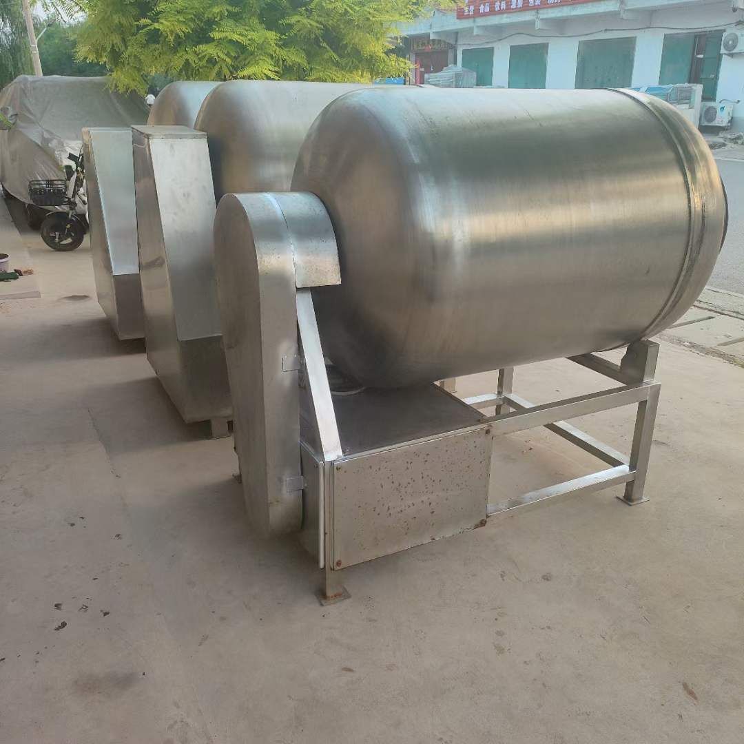 轉(zhuǎn)讓二手真空滾揉機(jī) 三臺(tái)容積1000L真空變頻滾揉機(jī)
