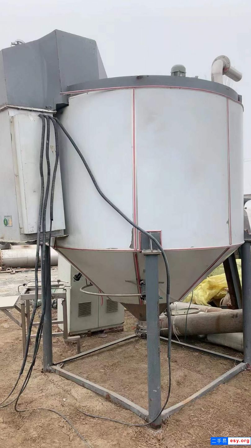 轉(zhuǎn)讓二手噴霧干燥機(jī) 一臺(tái)15型離心噴霧干燥機(jī)