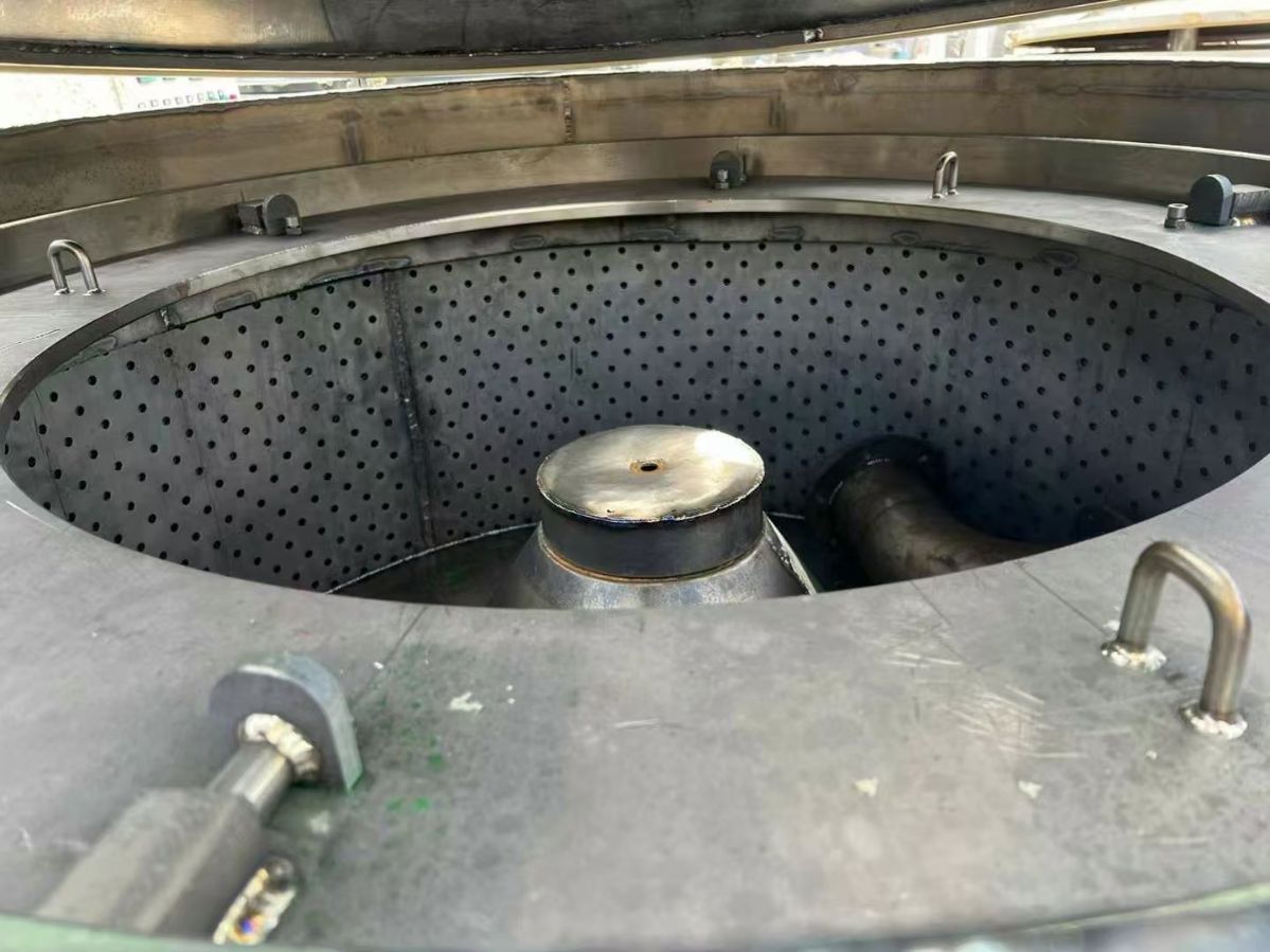 轉(zhuǎn)讓二手平板離心機 一臺1250型全鈦材平板吊帶離心機