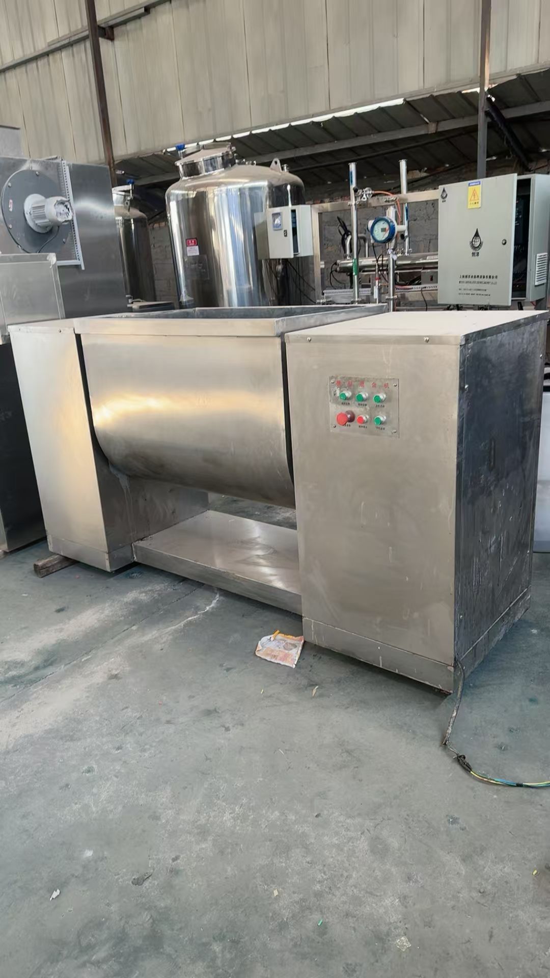 轉(zhuǎn)讓二手槽型混合機(jī) 一臺(tái)容積500L全不銹鋼臥式槽型混合機(jī)