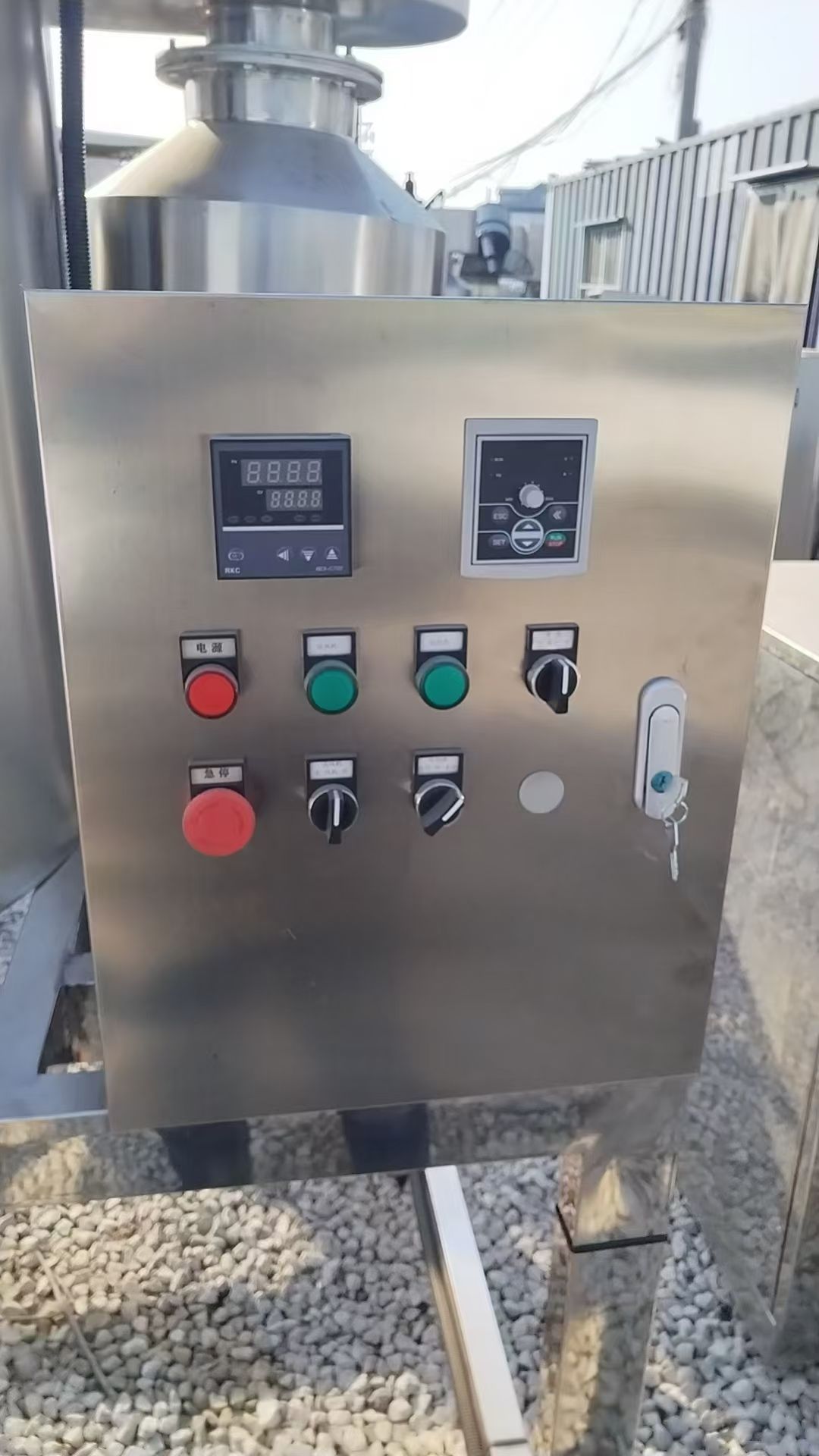 轉(zhuǎn)讓二手噴霧干燥機 四臺5型實驗型離心噴霧干燥機