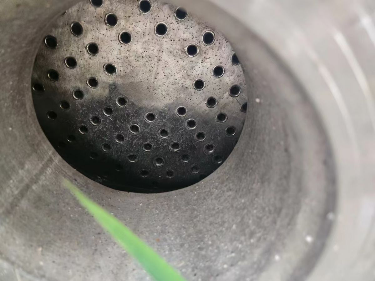 轉(zhuǎn)讓二手纏繞式冷凝器 一臺8平方全不銹鋼316材質(zhì)纏繞式冷凝器