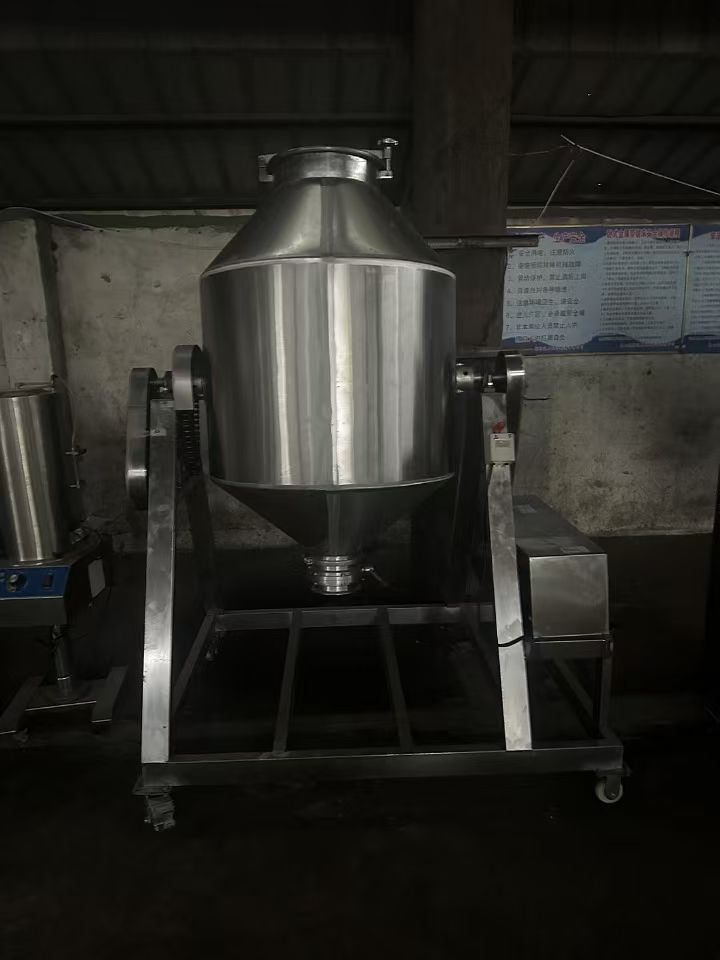 轉(zhuǎn)讓二手腰鼓混合機 一臺容積500L全不銹鋼高效腰鼓混合機