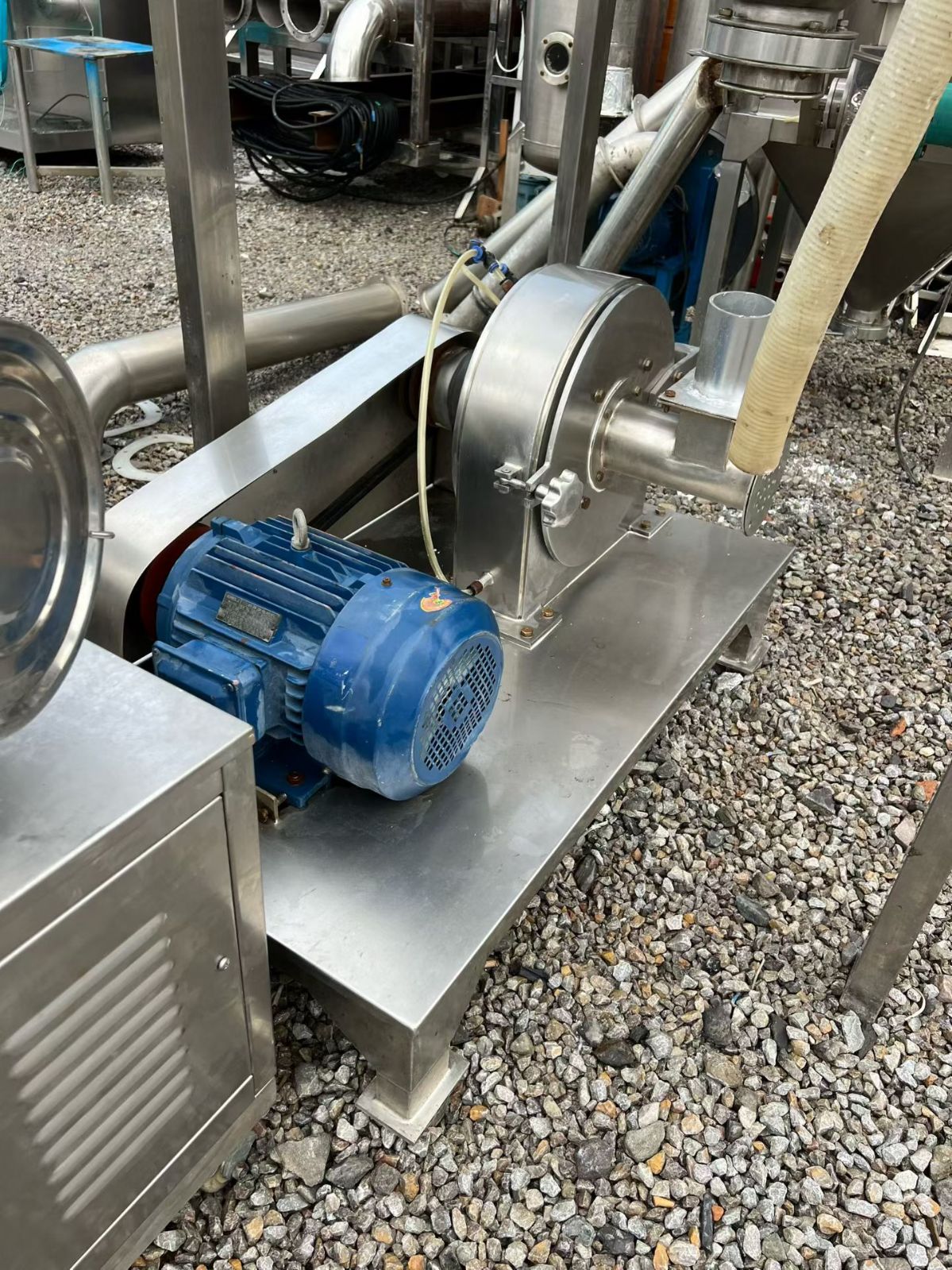 转让二手粉碎机组 一套30型中草药带除尘粉碎机租