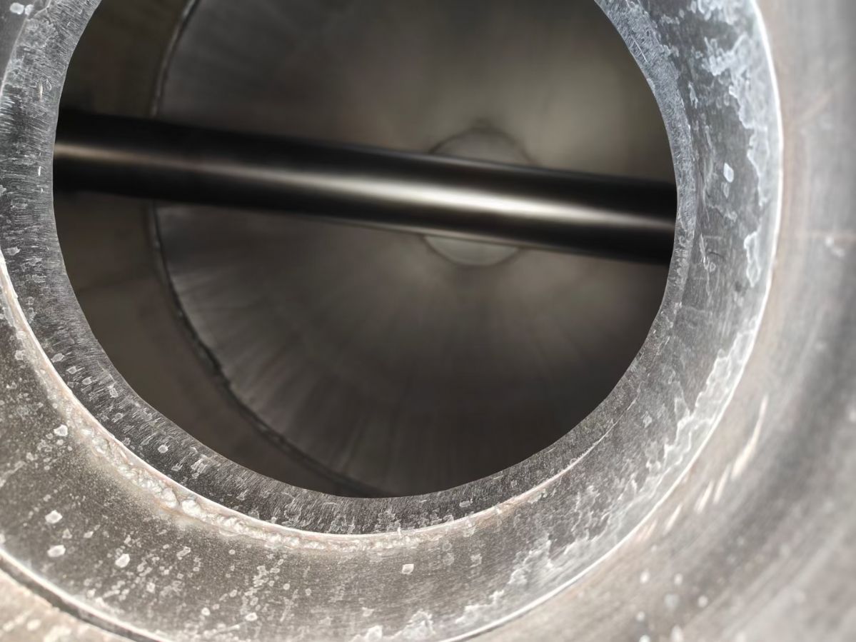 轉(zhuǎn)讓二手雙錐混合機 六臺容積3000L雙錐回轉(zhuǎn)混合機