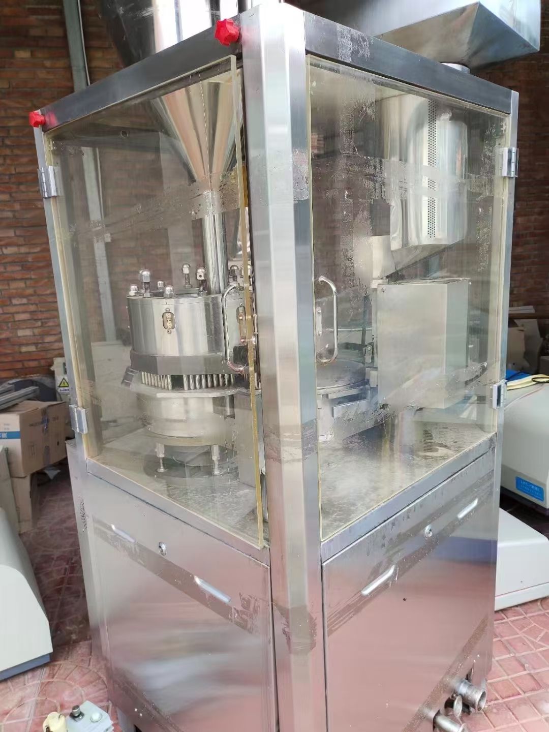 轉(zhuǎn)讓二手膠囊填充機 一臺1200型配0號模具軟膠囊填充機