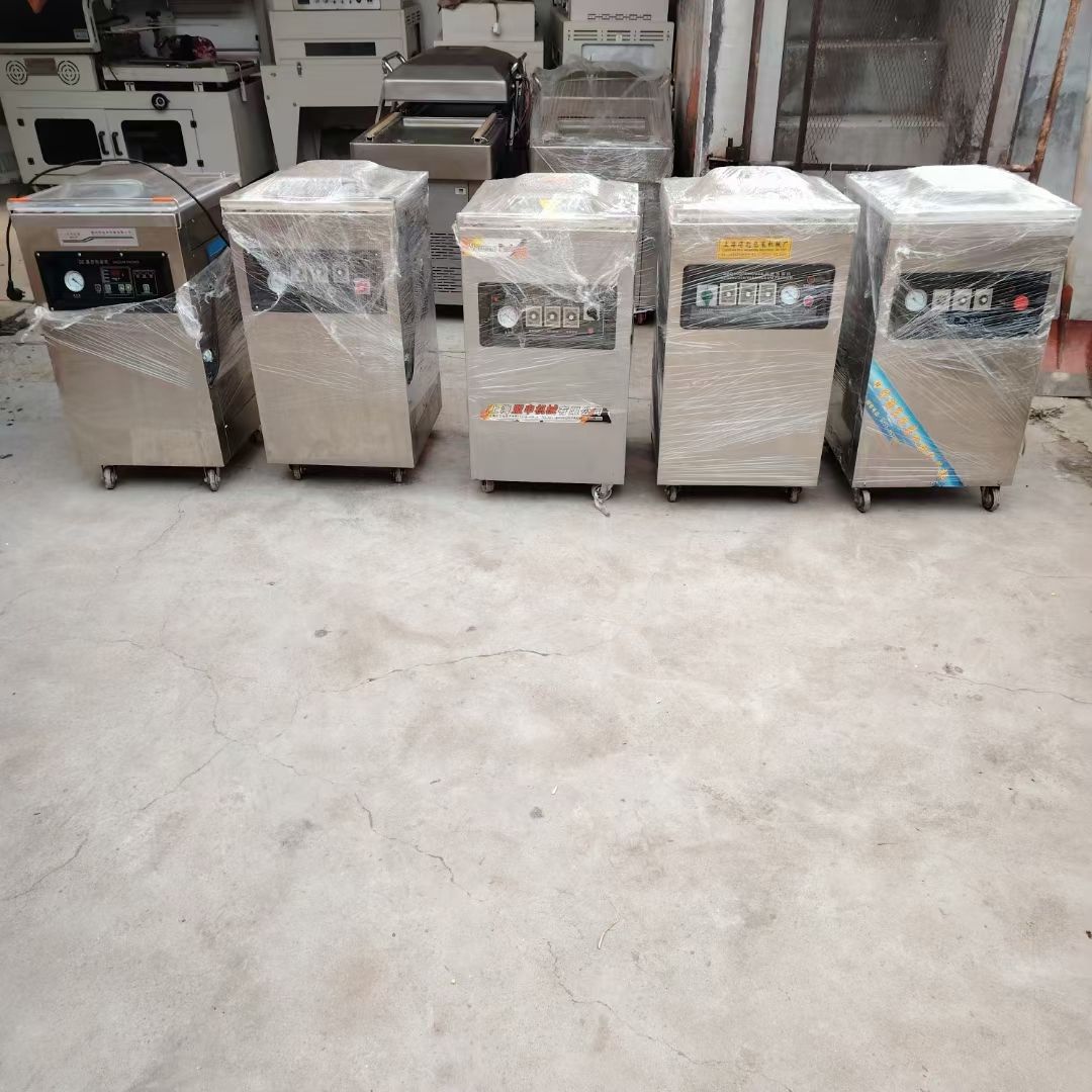 轉(zhuǎn)讓二手真空包裝機(jī) 五臺(tái)400-600型單室真空包裝機(jī)