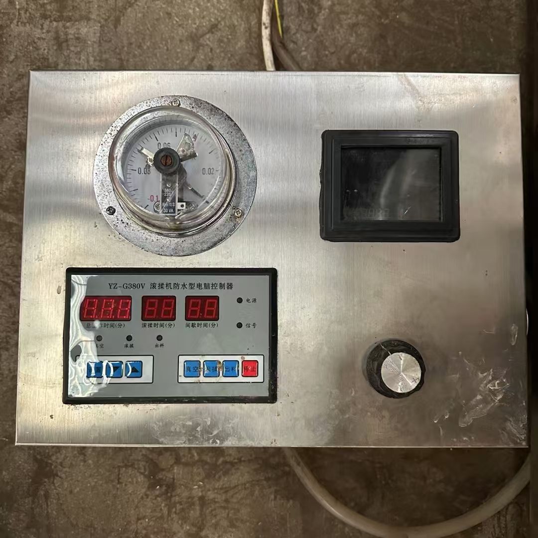 轉(zhuǎn)讓二手真空滾揉機(jī) 兩臺(tái)容積1600L變頻調(diào)速真空滾揉機(jī)