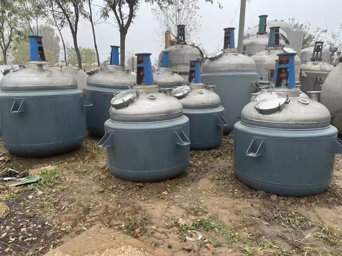 轉讓二手不銹鋼反應釜 容積1000L-2000L外夾套內不銹鋼反應釜