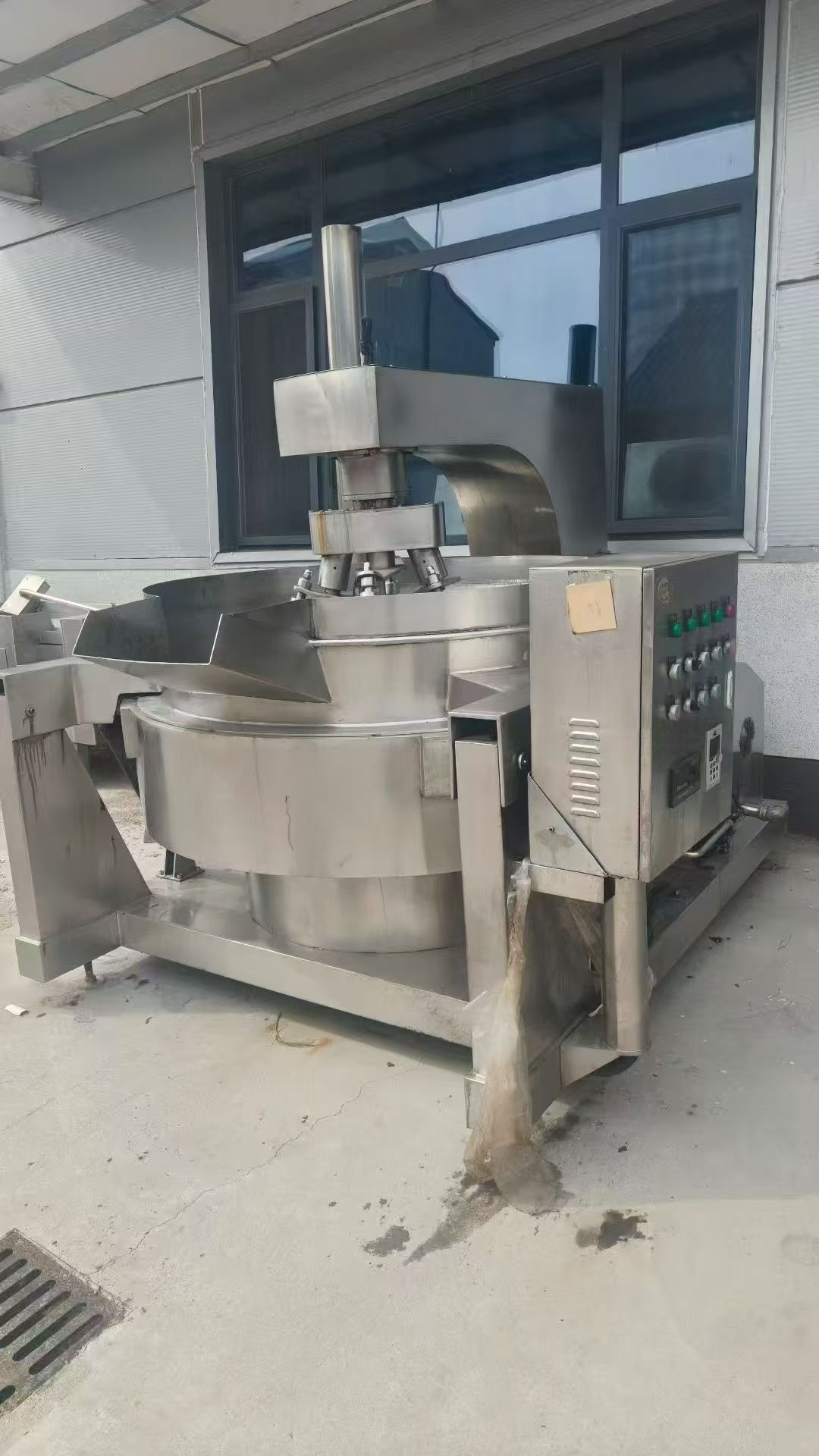 转让二手行星炒锅 四台容积800升燃气加热多爪行星炒锅