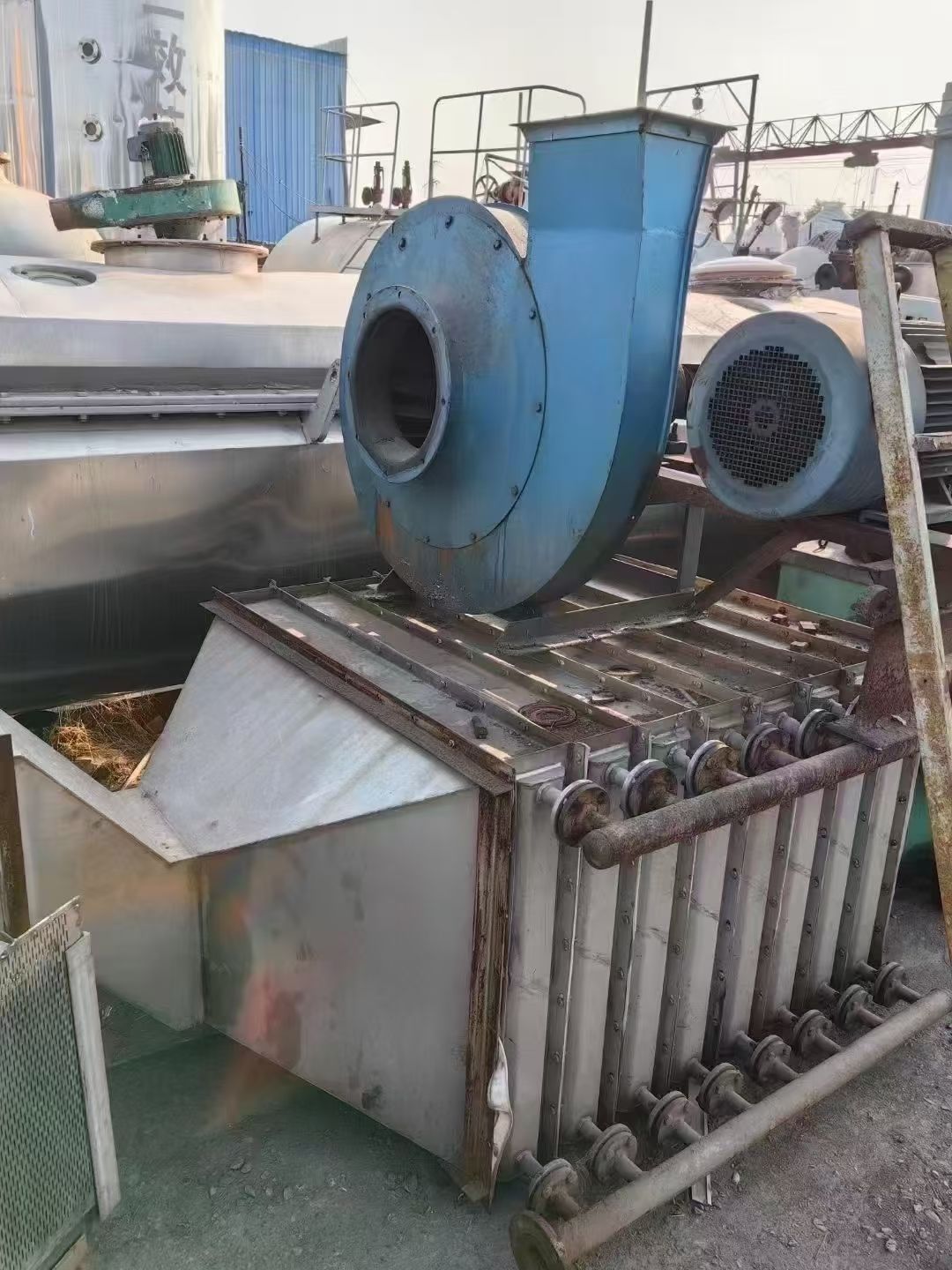 轉(zhuǎn)讓二手沸騰干燥機(jī) 一套300型不銹鋼加熱器高效沸騰干燥機(jī)