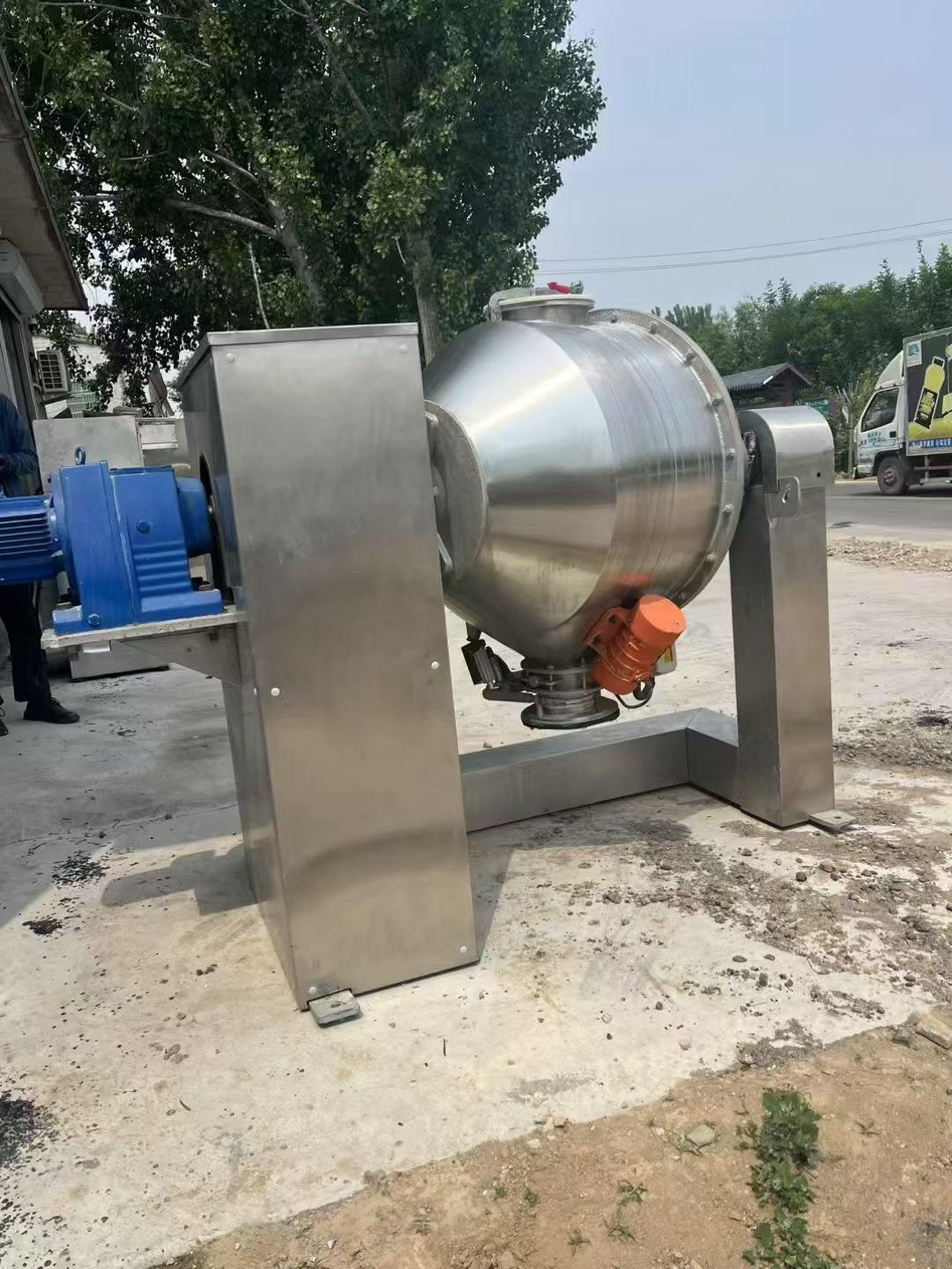 轉讓二手運動混合機 兩臺容積400升全不銹鋼雙運動混合機