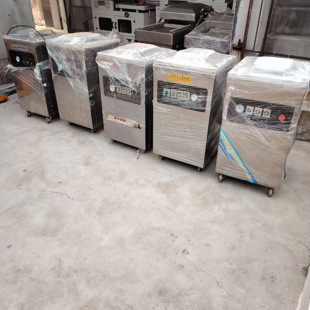 轉(zhuǎn)讓二手真空包裝機(jī) 五臺(tái)400-600型單室真空包裝機(jī)