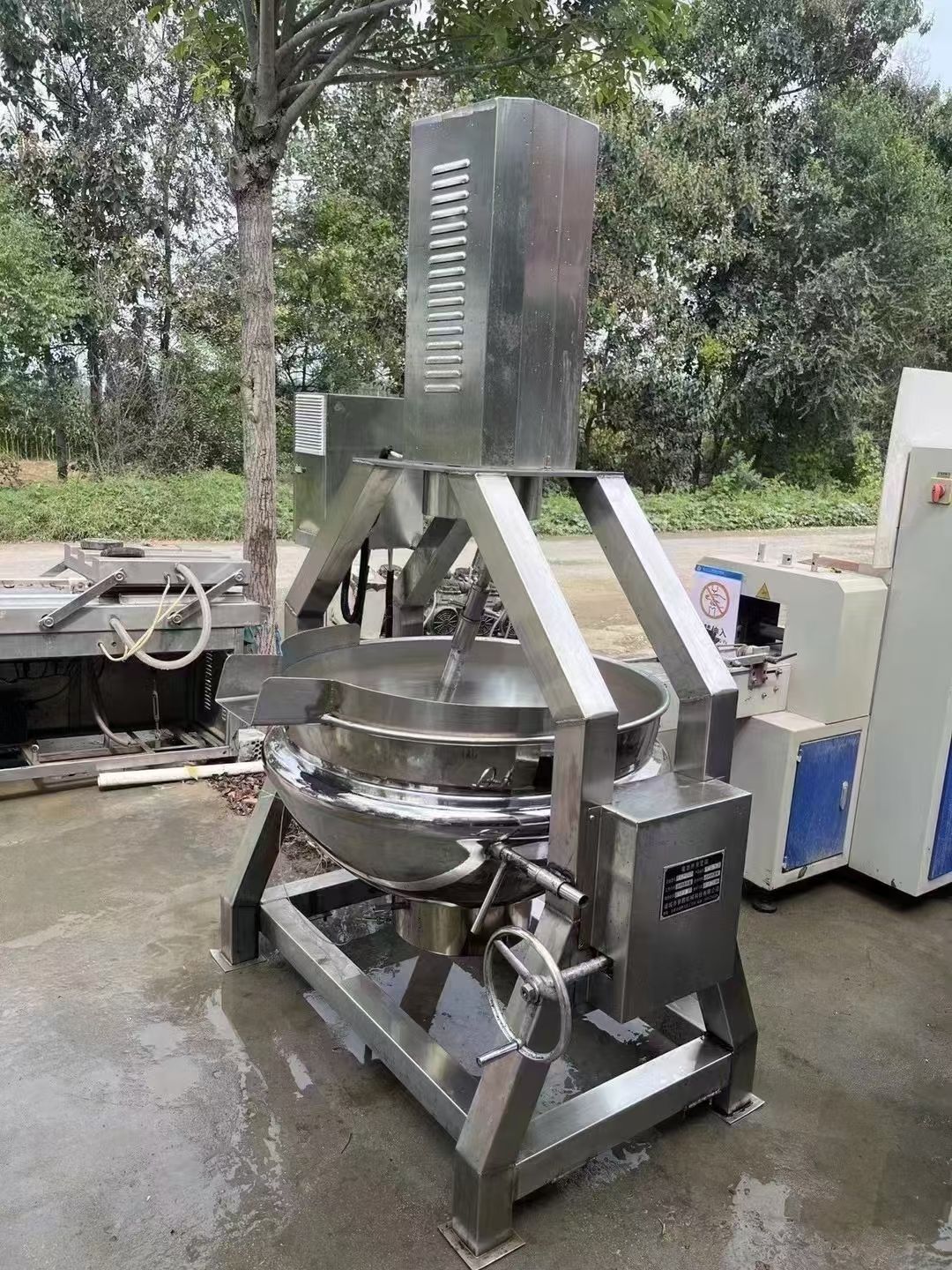 轉讓二手行星炒鍋 一臺容積200L電加熱半自動行星炒鍋