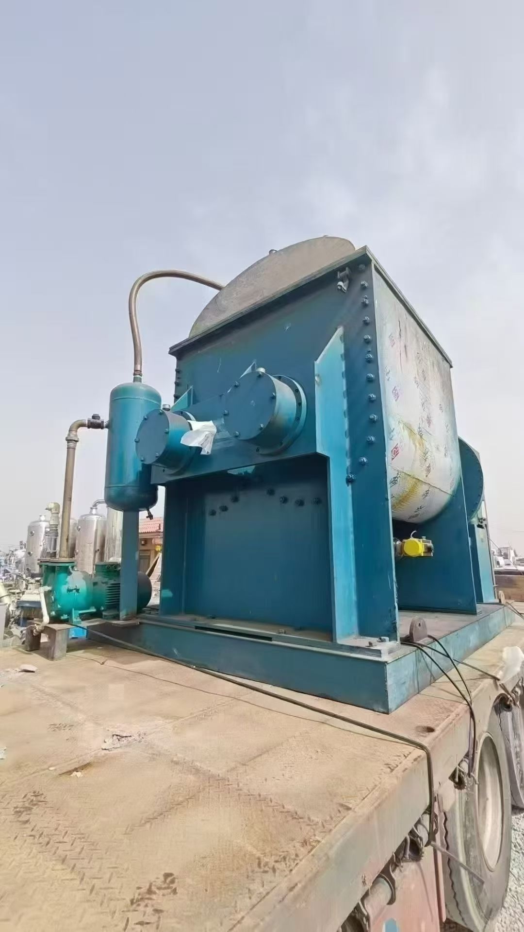 转让二手真空捏合机 一台容积3000升翻缸翻盖真空捏合机