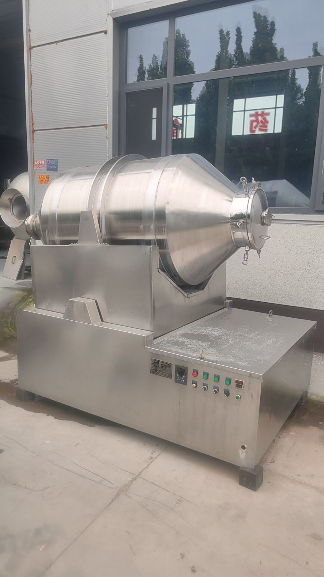 转让二手二维混合机 一台容积1000升食品级二维运动混合机