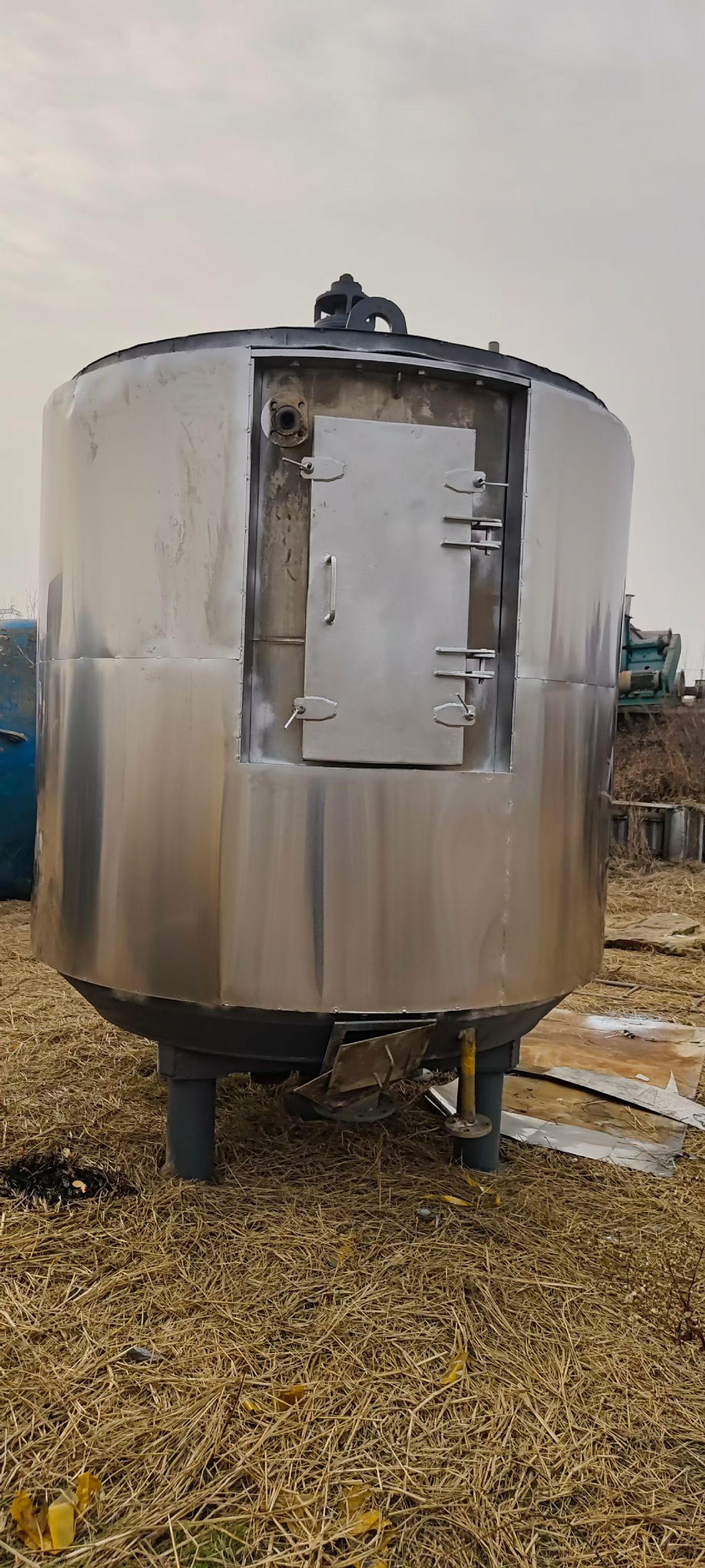 轉讓二手盤式干燥機 一臺面積10平方鈦材質聯(lián)系盤式干燥機