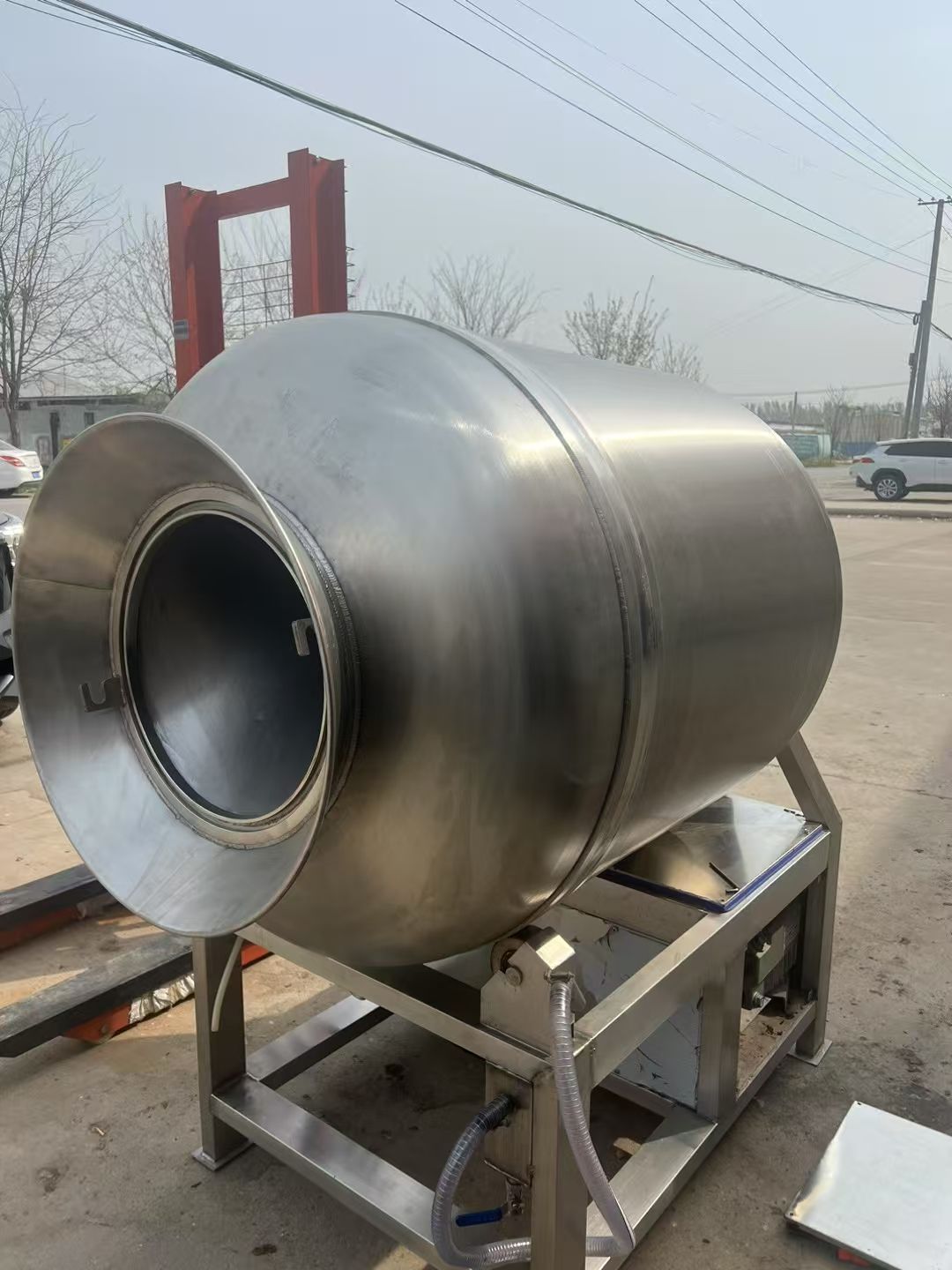 轉(zhuǎn)讓二手真空滾揉機 一臺容積500升變頻調(diào)速真空滾揉機