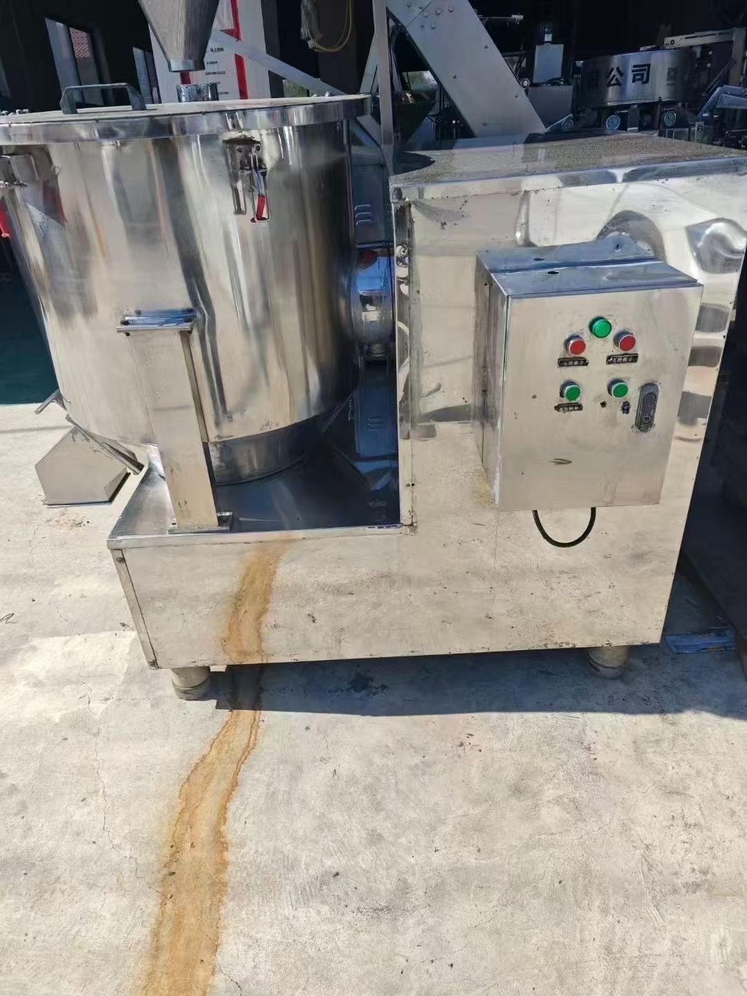 轉(zhuǎn)讓二手高速混合機(jī) 一臺(tái)容積300升食品級(jí)全不銹鋼立式高速混合機(jī)