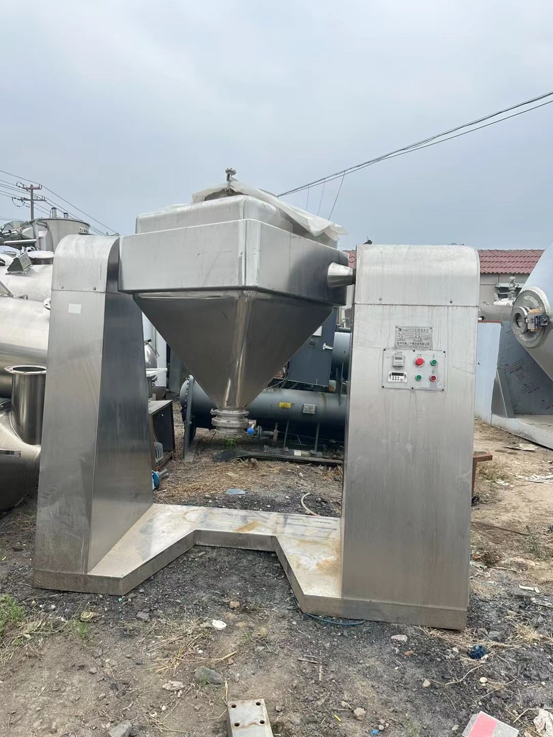 轉(zhuǎn)讓二手方錐混合機 一臺容積500L制藥級方錐混合機