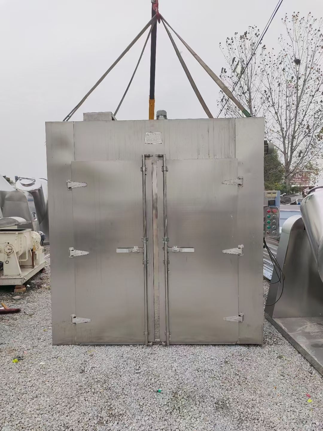 轉(zhuǎn)讓二手熱風(fēng)烘箱 一臺兩門四車96盤電加熱循環(huán)烘箱