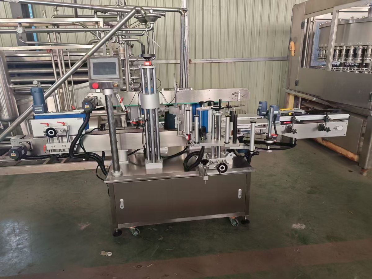 轉(zhuǎn)讓二手三面貼標機 一臺不干膠多功能全自動三面貼標機