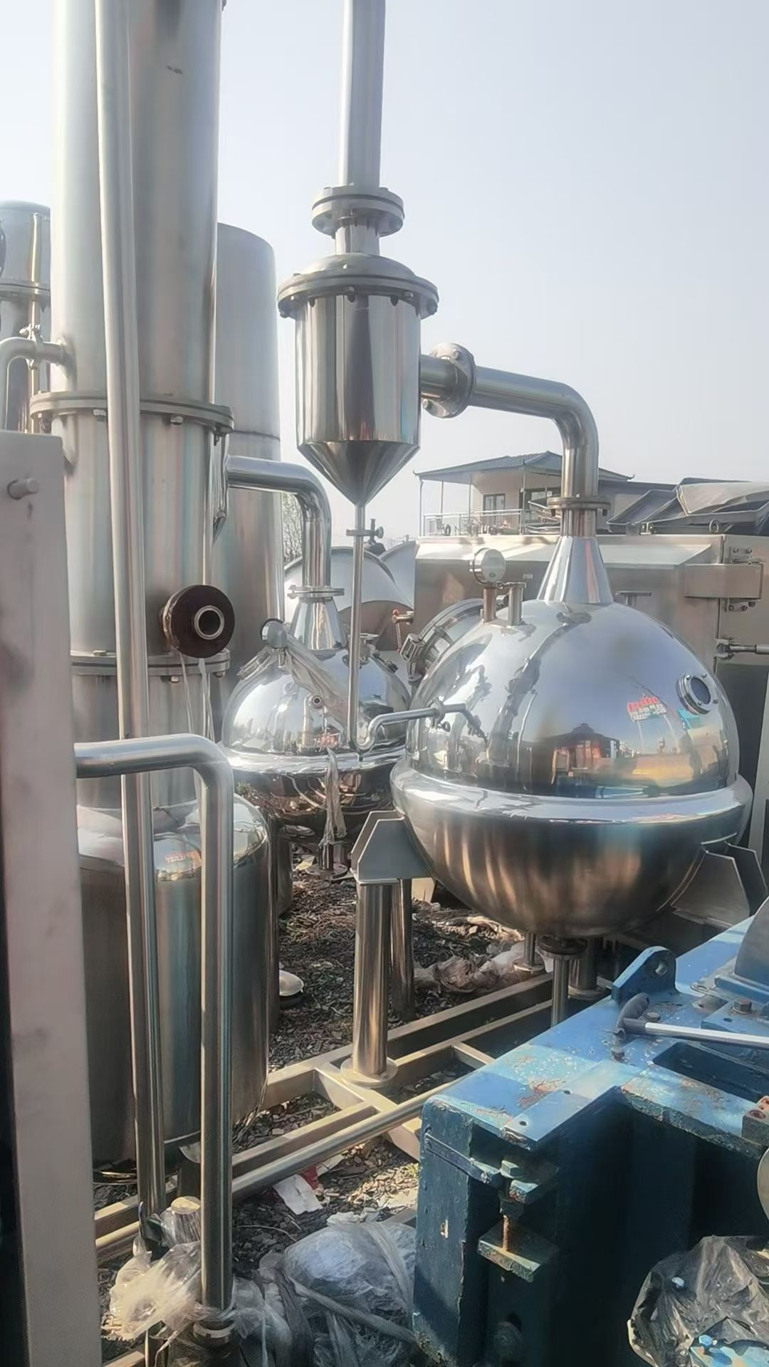 转让二手浓缩蒸发器 一套容积500升食品级球型浓缩蒸发器