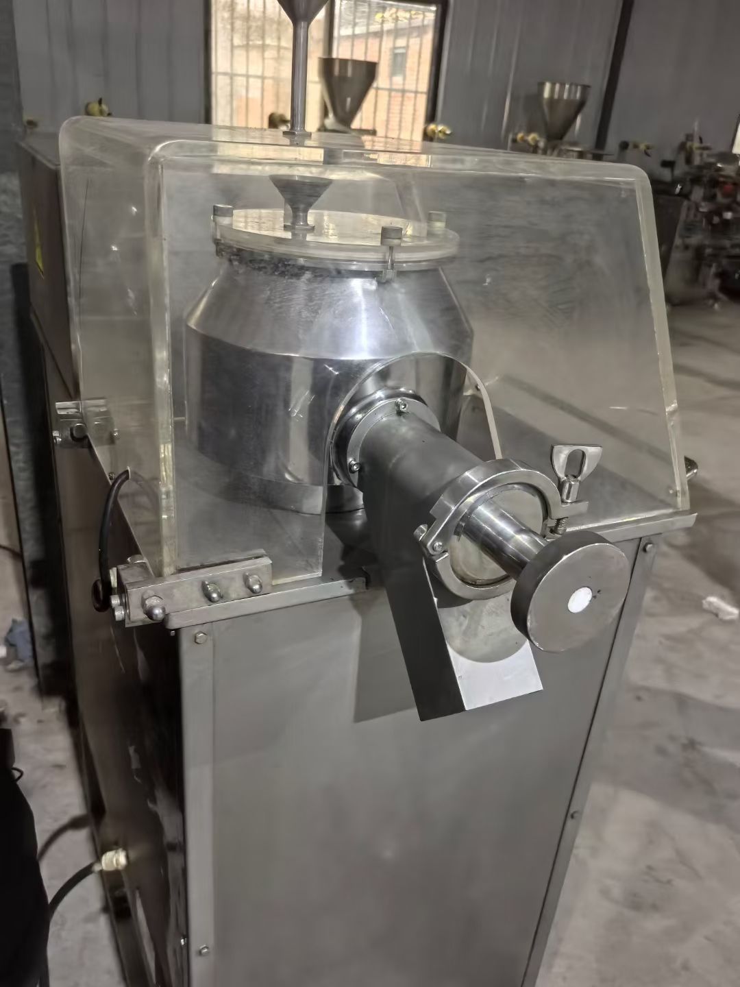 轉(zhuǎn)讓二手混合制粒機 一臺6L實驗型混合濕法制粒機