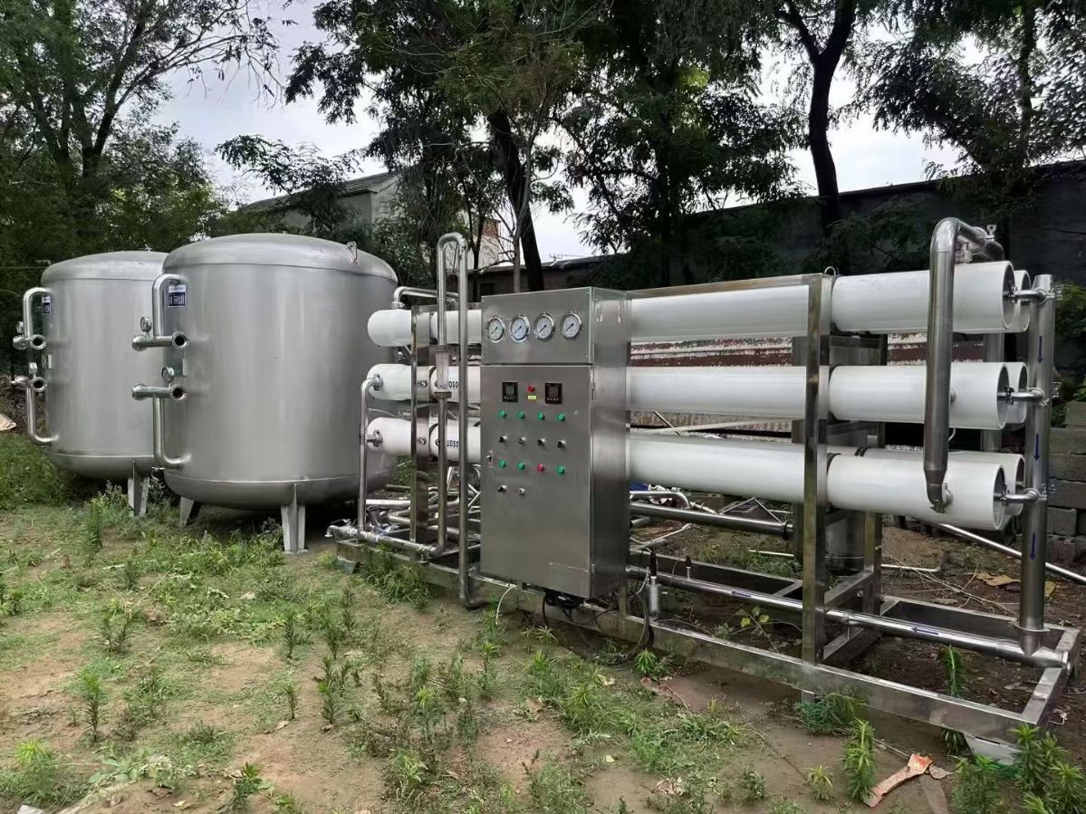 轉(zhuǎn)讓二手單機水處理 一臺處理量18噸食品級反滲透水處理