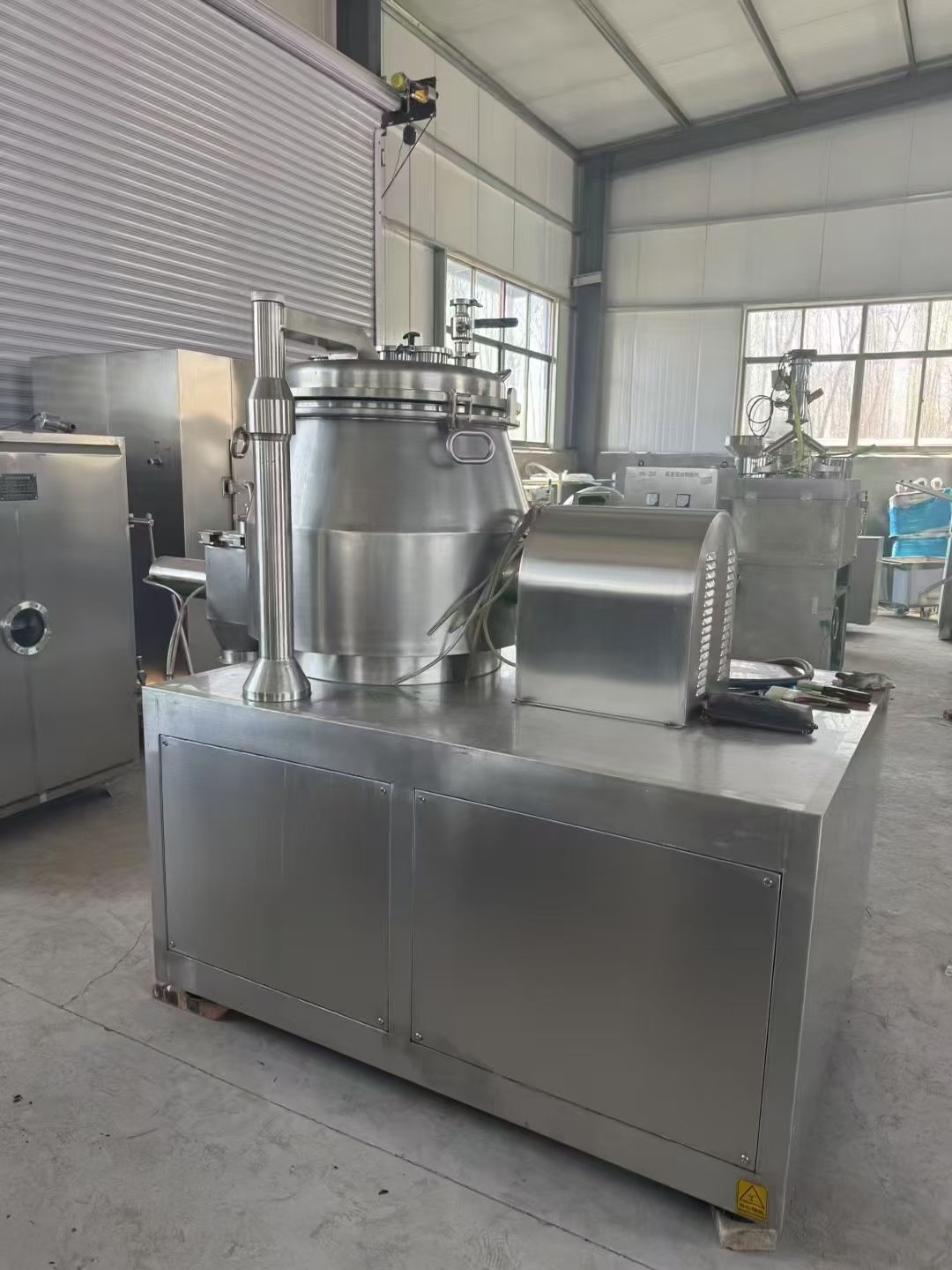 轉(zhuǎn)讓二手混合制粒機(jī) 一臺(tái)GHL-250型高速混合制粒機(jī)