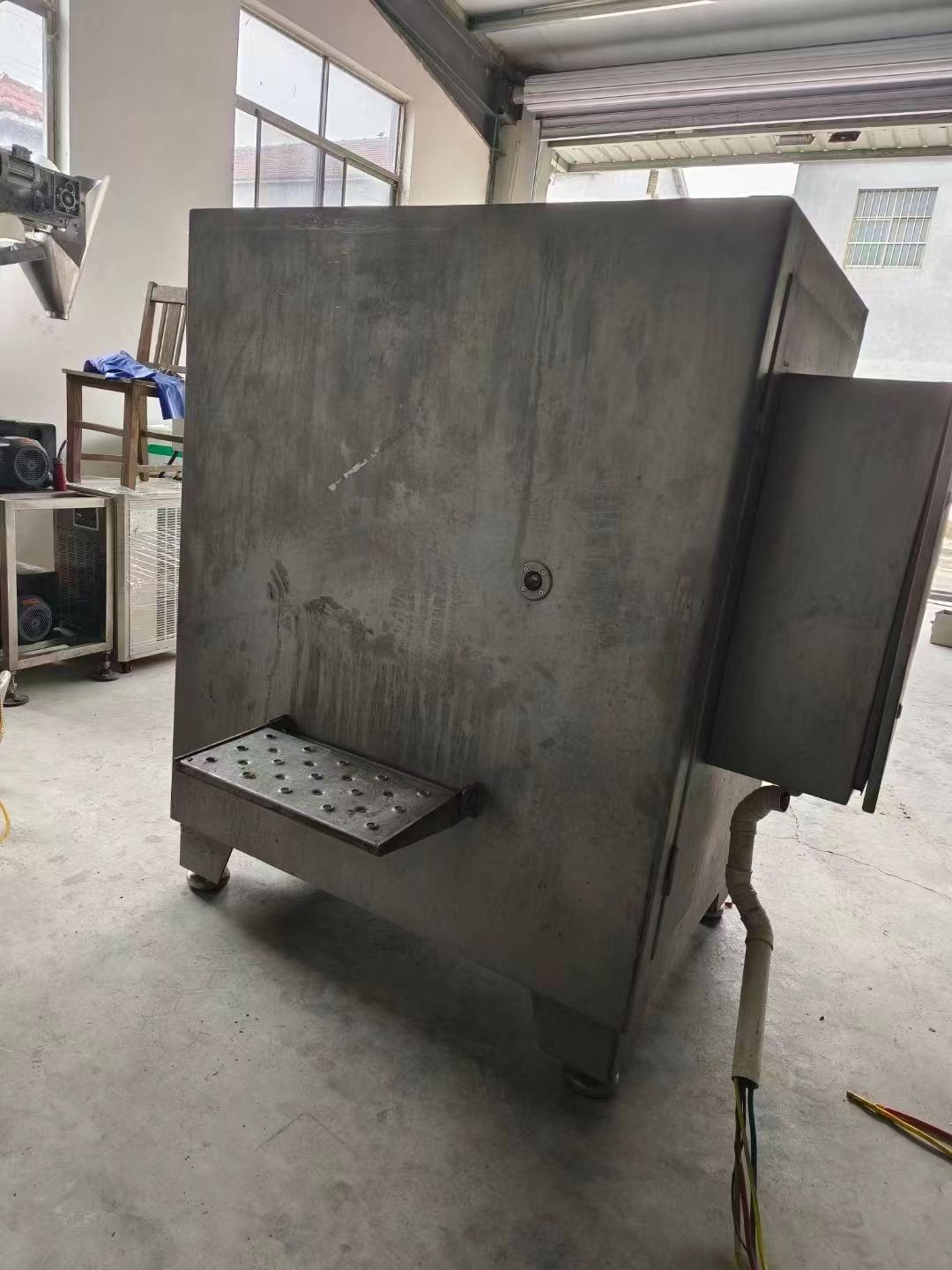 轉(zhuǎn)讓二手凍肉絞肉機 一臺250型沈陽吉祥產(chǎn)凍肉絞肉機