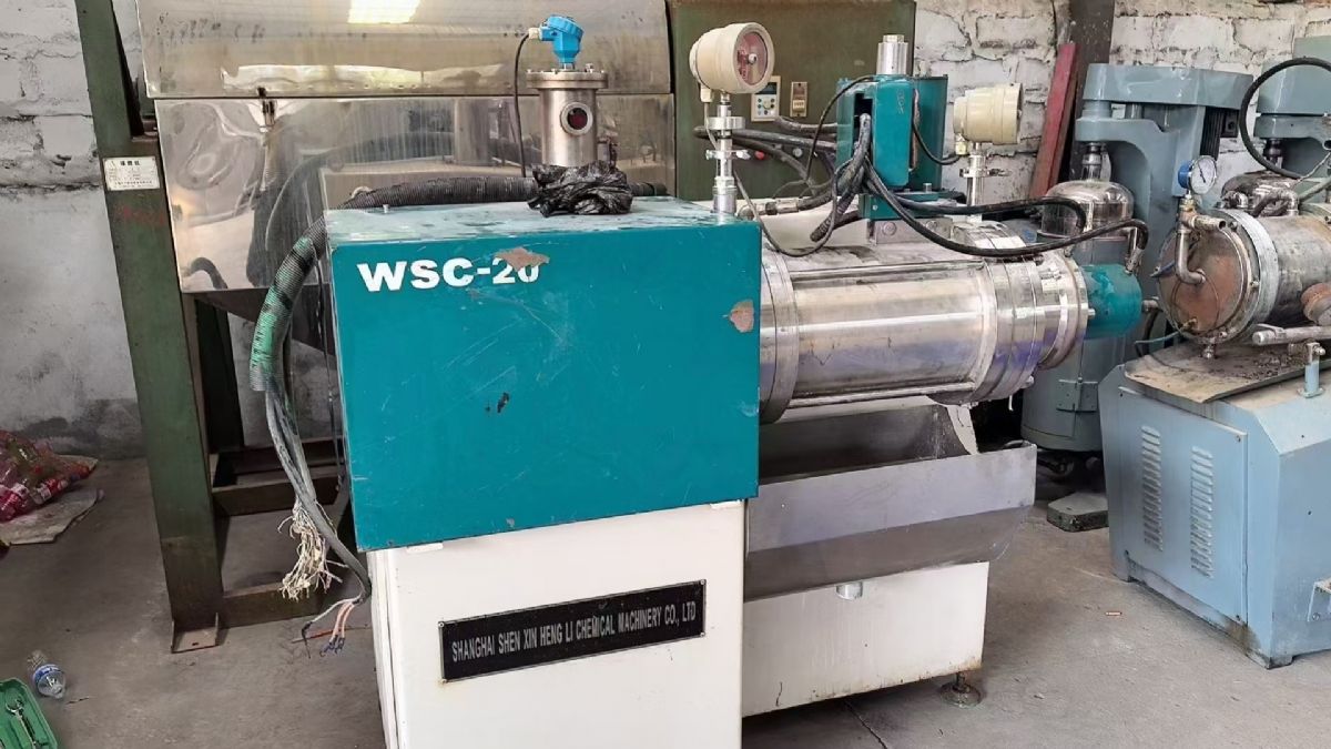 轉讓二手棒銷砂磨機 一臺容積20L上海申新恒力產(chǎn)聚源脂棒銷砂磨機