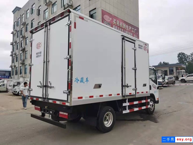 轉(zhuǎn)讓藍(lán)牌4.2米廂式冷藏車 新車二手廠家直銷