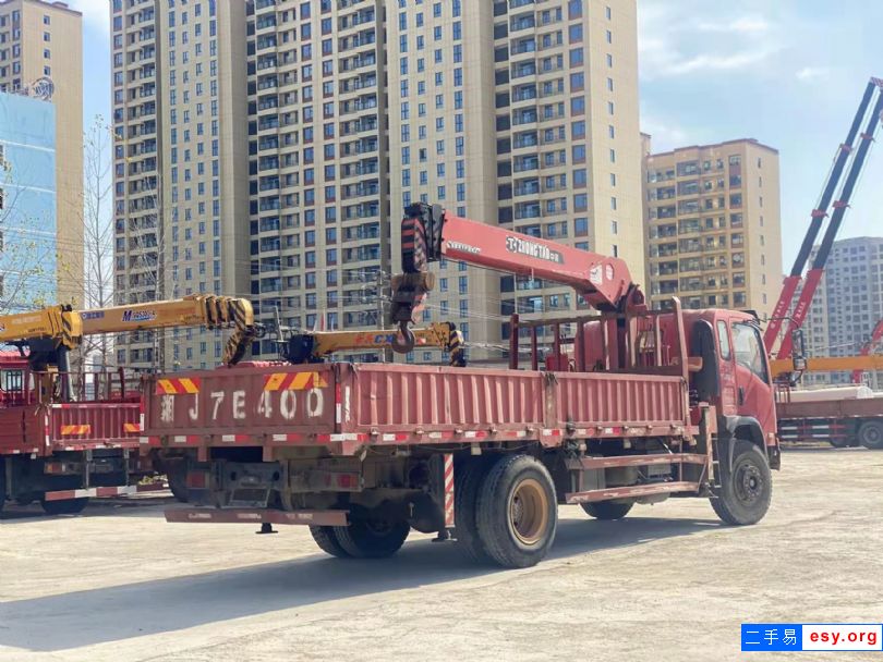 轉(zhuǎn)讓7 8成新6.3噸8噸12噸隨車吊 包提檔可分期