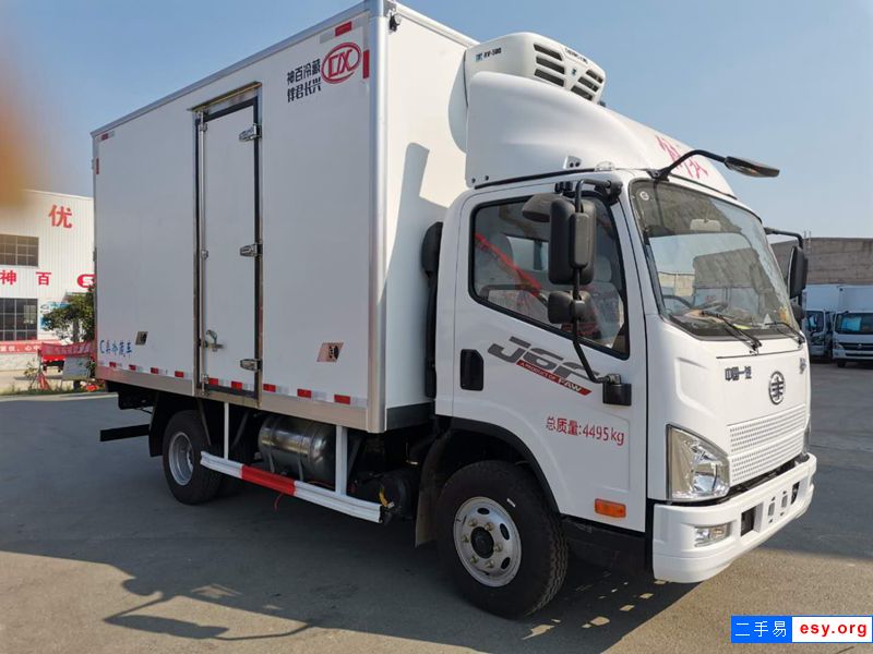 出售國(guó)六4.2米廂式冷藏車(chē) 全國(guó)包上牌可按揭