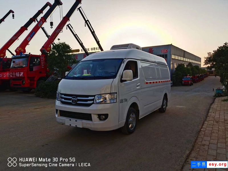 轉(zhuǎn)讓福田面包冷藏車 160馬力包過戶